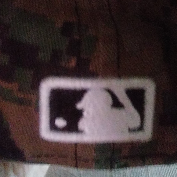 Hat - Picture 3 of 4